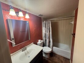 3121 Johnston St, Unit RiverstoneCondos-121 in Lafayette, LA - Building Photo