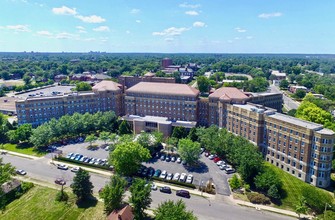 Homer G. Phillips Apartments for 55 and older in St. Louis, MO - Building Photo - Building Photo