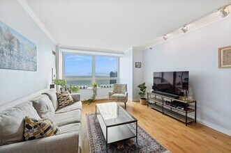 512 N McClurg Ct, Unit 4606 in Chicago, IL - Building Photo - Building Photo