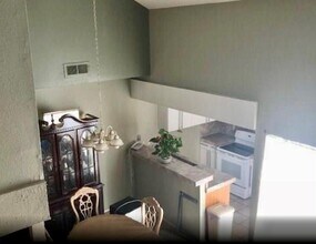 12634 Newbrook Dr in Houston, TX - Building Photo - Building Photo