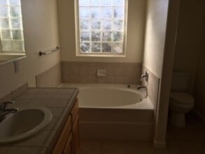 727 Divot Dr in Fernley, NV - Building Photo - Building Photo