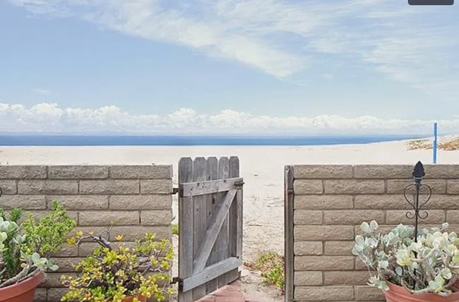1560 E Oceanfront in Newport Beach, CA - Building Photo - Building Photo