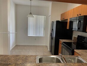 2833 SW 82nd Ave in Miramar, FL - Building Photo - Building Photo