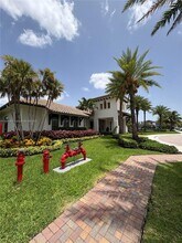 3501 W 92nd Pl in Hialeah, FL - Building Photo - Building Photo