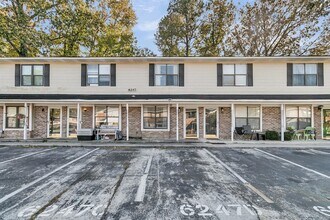 6247 Lucille Dr in North Charleston, SC - Building Photo - Building Photo