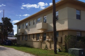 820-828 2nd St N in Jacksonville Beach, FL - Building Photo - Building Photo