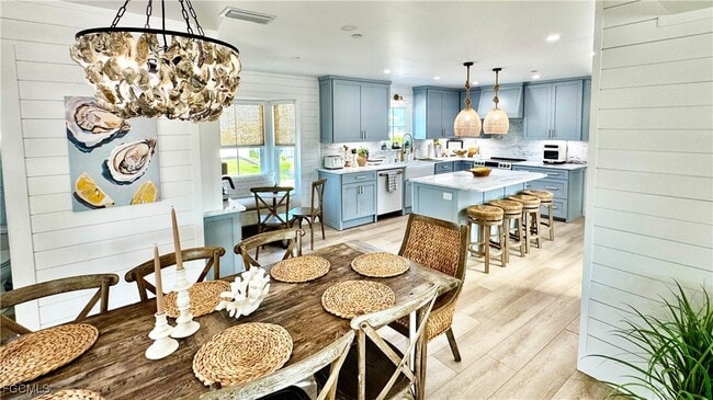 4969 Estero Blvd in Fort Myers Beach, FL - Building Photo - Building Photo