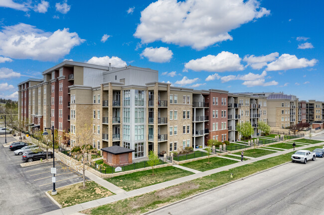 The Gateway South Centre in Calgary, AB - Building Photo - Building Photo