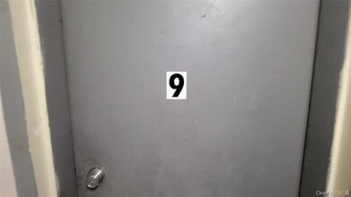 65 S Hamilton St in Poughkeepsie, NY - Building Photo - Building Photo