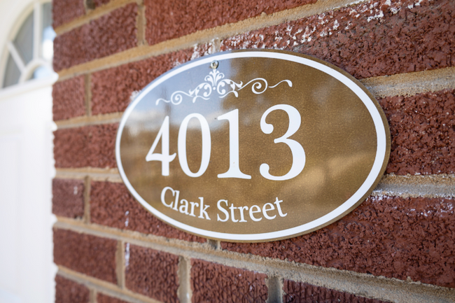 4013 Clark St in Capitol Heights, MD - Foto de edificio - Building Photo