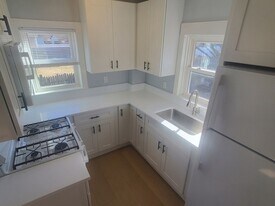 232 North St, Unit 1 in Weymouth, MA - Building Photo