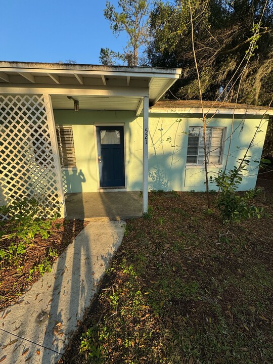 521 SE 7th St in Gainesville, FL - Building Photo