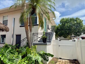 175 28th Ave NE in St. Petersburg, FL - Building Photo - Building Photo