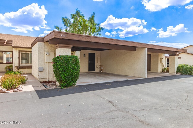 4561 W McLellan Rd in Glendale, AZ - Building Photo - Building Photo