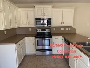 201 Plum Dr in Austin, AR - Building Photo - Building Photo