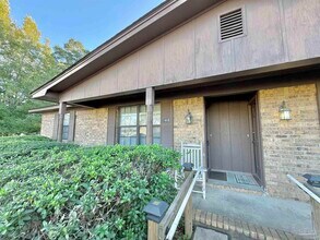 1469 E Johnson Ave in Pensacola, FL - Building Photo - Building Photo