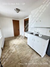 3223 Elyria Ave in Lorain, OH - Building Photo - Building Photo