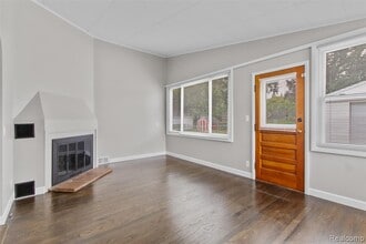 27361 Delton St in Madison Heights, MI - Building Photo - Building Photo