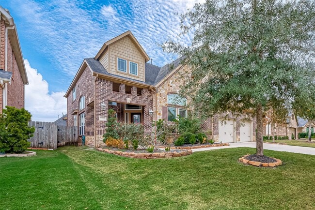 4522 Marilee Chris Ct in Sugar Land, TX - Building Photo - Building Photo