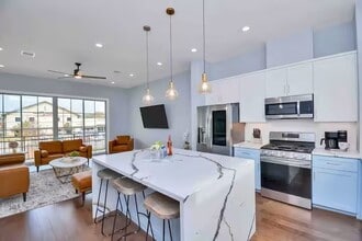 3412 Dixie Dr in Houston, TX - Building Photo - Building Photo