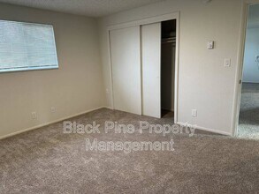 137 Davis Ave in Nampa, ID - Building Photo - Building Photo