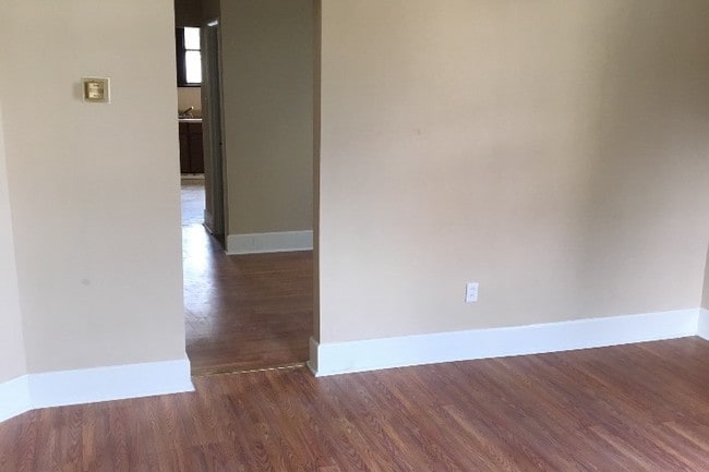 1213 N Church St in Belleville, IL - Foto de edificio - Building Photo