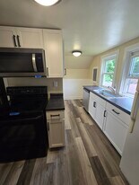 1002 W 8th St in Appleton, WI - Building Photo