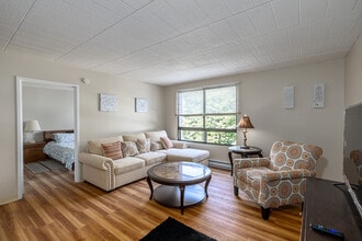 Seabury Cooperative in New Haven, CT - Foto de edificio - Interior Photo