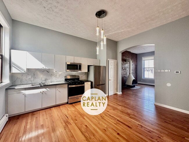 46 Warren St, Unit 1 in New Haven, CT - Building Photo - Building Photo