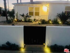 2045 Glencoe Ave in Los Angeles, CA - Building Photo - Building Photo