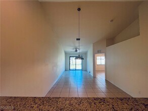 3022 SE Santa Barbara Pl in Cape Coral, FL - Building Photo - Building Photo