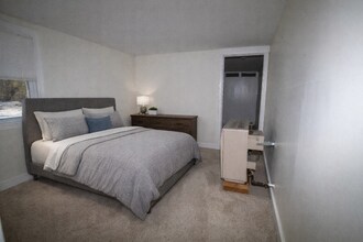 138 Bridge Rd in Salisbury, MA - Foto de edificio - Building Photo