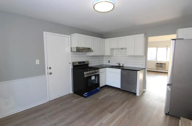 590 54th St SE in Grand Rapids, MI - Building Photo - Building Photo