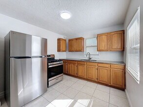 1844 27th St S in St. Petersburg, FL - Building Photo - Building Photo