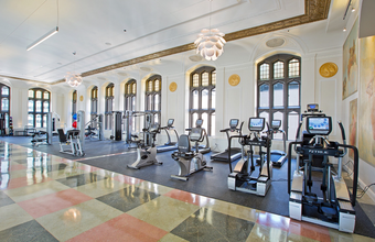 180 W Randolph St in Chicago, IL - Building Photo - Building Photo