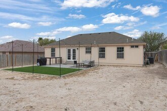 224 Vista Hermosa in Del Rio, TX - Building Photo - Building Photo
