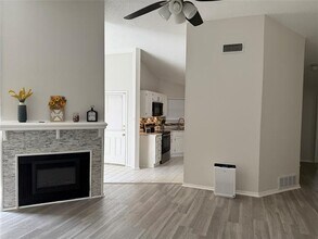 1088 W Hills Terrace in Saginaw, TX - Building Photo - Building Photo