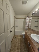 5504-5555 55 Ave in Lacombe, AB - Building Photo - Building Photo