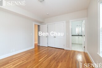 8 Rockingham St, Unit 3B in Cambridge, MA - Building Photo - Building Photo