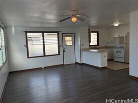 84-570-570 Farrington Hwy in Waianae, HI - Building Photo