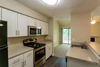 Bellevue West in Nashville, TN - Foto de edificio - Interior Photo