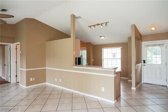 4148 Calatrava Ave in North Port, FL - Building Photo - Building Photo