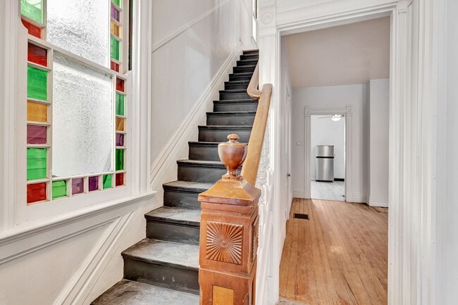 2030 Scott Blvd in Covington, KY - Foto de edificio - Building Photo