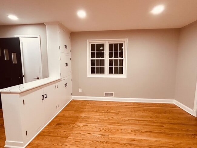 4619 Edgefield Rd in Bethesda, MD - Building Photo - Building Photo