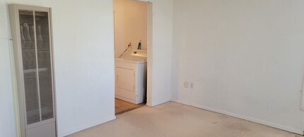 607 W 17th St in Portales, NM - Building Photo - Building Photo