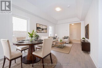 114 Seguin St in Richmond Hill, ON - Building Photo - Building Photo