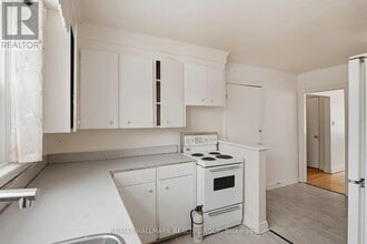 1171 Merivale Rd in Ottawa, ON - Building Photo - Building Photo