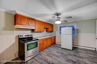 1235 Diamond Ave in Scranton, PA - Building Photo - Building Photo