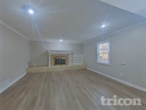 1928 E Stratford Rd in Olathe, KS - Building Photo - Building Photo