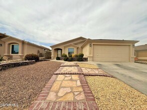 13981 Sandy Rock Dr in El Paso, TX - Building Photo - Building Photo